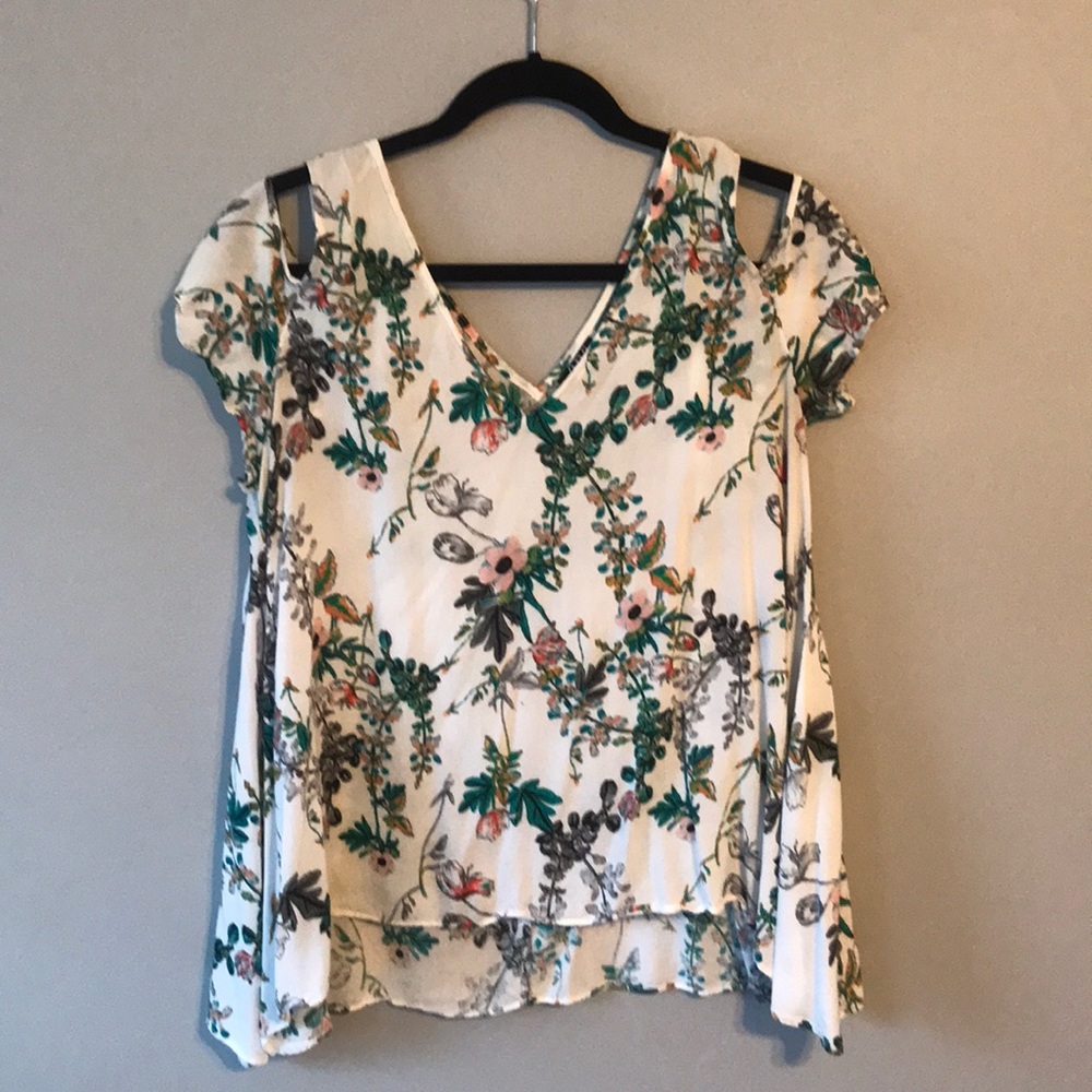 Cold shoulder beautiful floral top